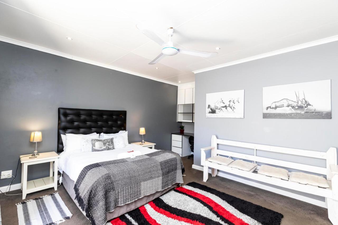 Fish Eagle Manor Bed & Breakfast East London Bagian luar foto