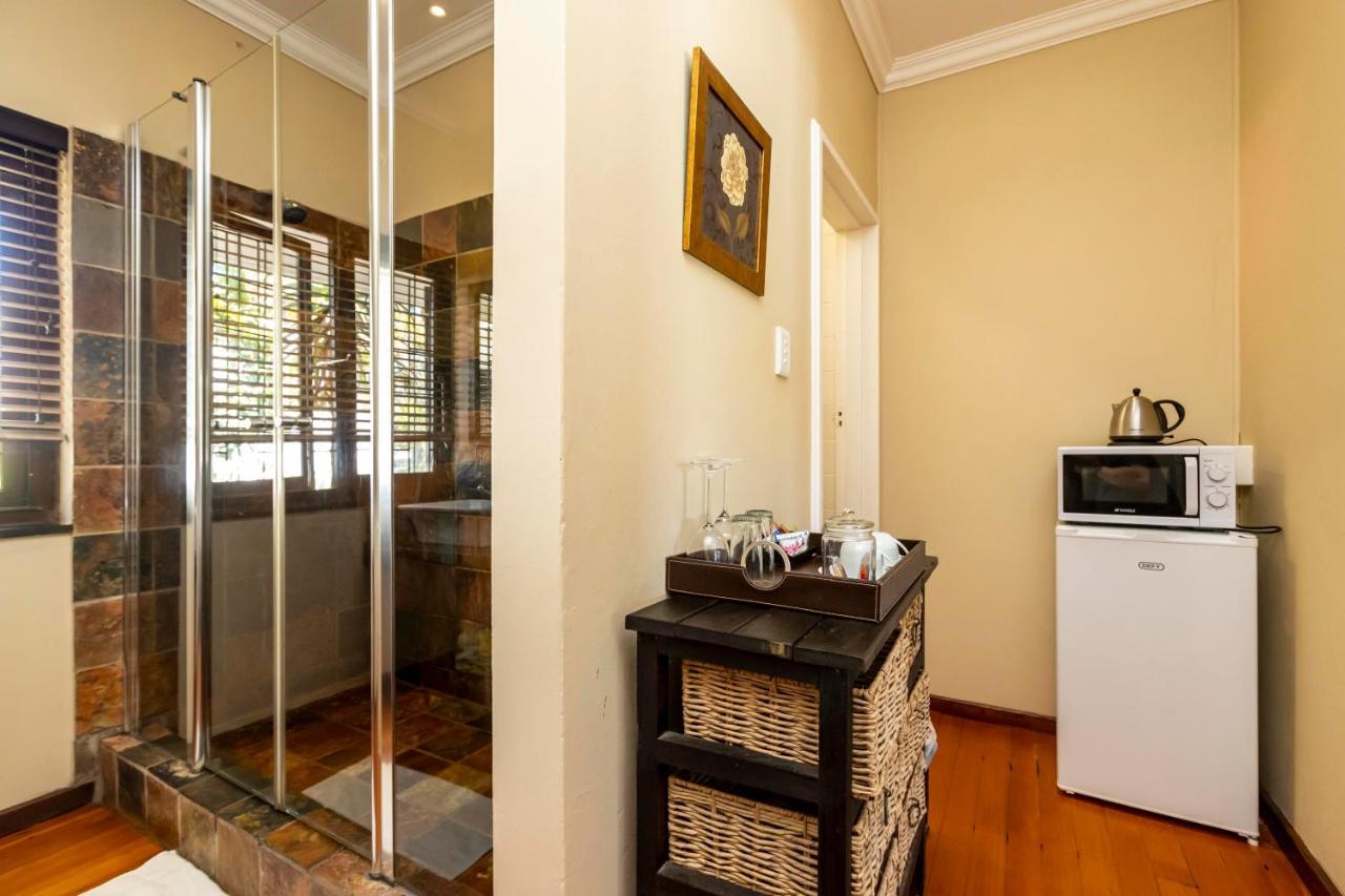 Fish Eagle Manor Bed & Breakfast East London Bagian luar foto
