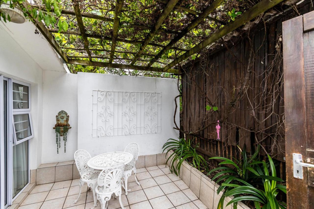 Fish Eagle Manor Bed & Breakfast East London Bagian luar foto
