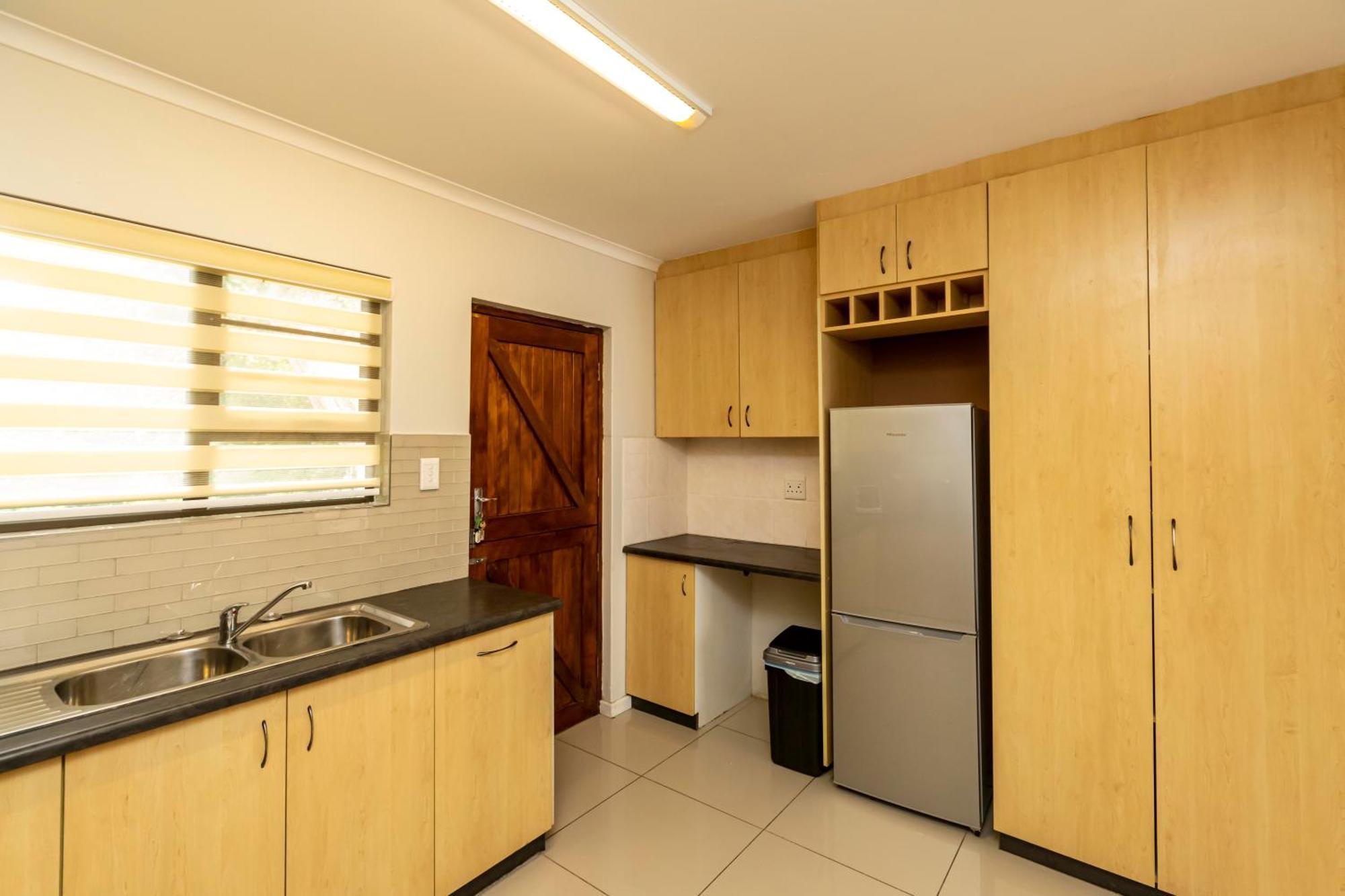 Fish Eagle Manor Bed & Breakfast East London Bagian luar foto