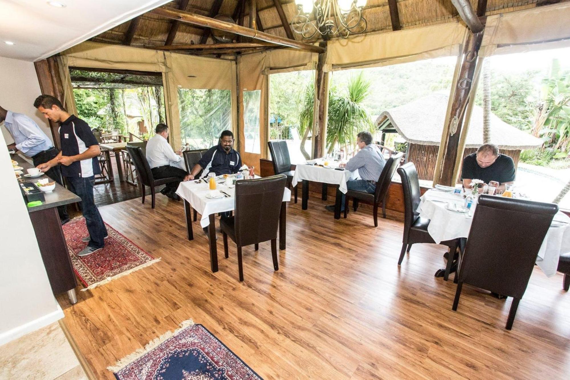 Fish Eagle Manor Bed & Breakfast East London Bagian luar foto